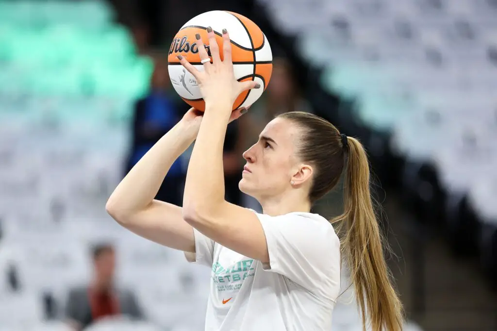 “Wearing The Lakers #8 Jersey”: Sabrina Ionescu Recalls Wearing Kobe Bryant’s Jersey In Stadium Tunnel Sabrina Ionescu