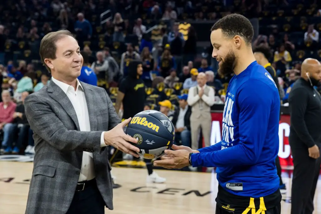 He might be the Tom Brady of the NBA”: Joe Lacob believes Steph Curry could be the Tom Brady of the NBA USATSI 22494093 168400517 lowres