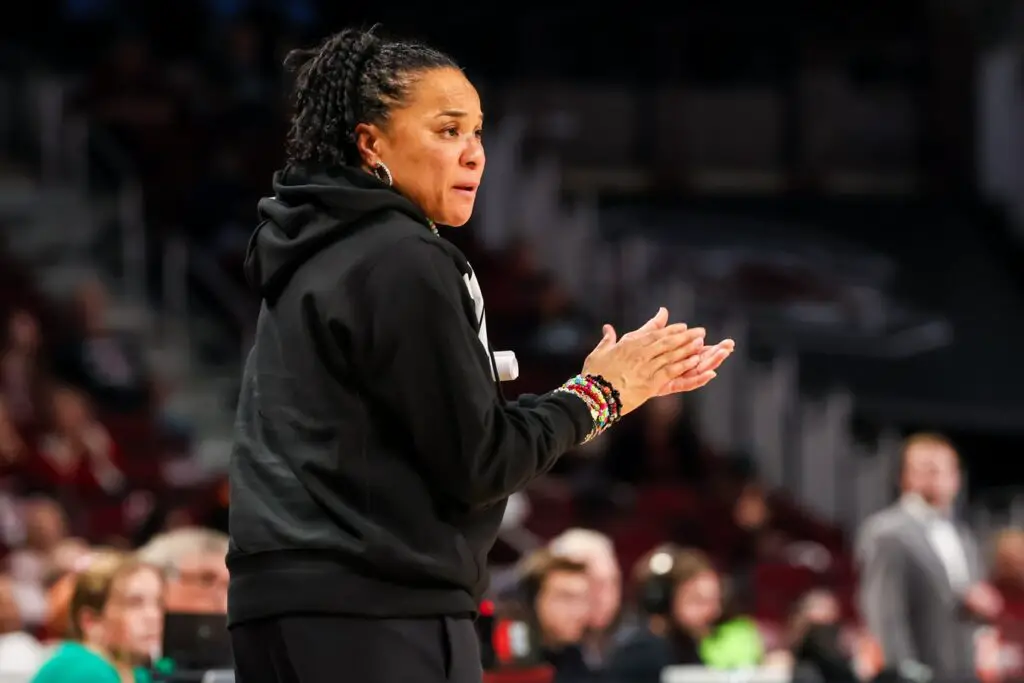 “Be Ready To Take On That”: Dawn Staley Doesn’t Hold Back Criticizing NBA’s Readiness For Women In Coaching Dawn Staley