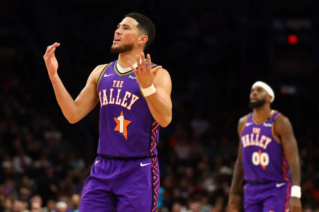 Phoenix Suns Remain Winless in Atlanta Since 2014, Outworked by Hawks in 122-117 Loss Despite 30+ from Durant & Booker USATSI 25176260 168400517 lowres
