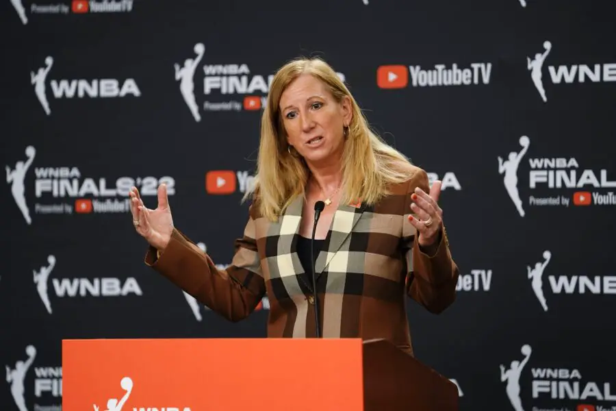 “He Thinks People Gamble On WNBA Games”: Donald Trump Ordering Gambling Probe On WNBA Claims By Stephen A. Smith Mocked By WNBA Fans WNBA, Cathy Engelbert, Cleveland Rockers, WNBA Draft