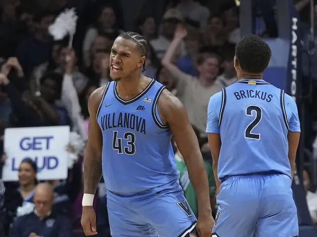 Villanova's Eric Dixon: Where Will Dominant Big Man Go in '25 NBA Draft 2 https://www.thescore.com/ncaab/news/3149206/dixon-scores-31-as-villanova-upsets-no-14-cincinnati