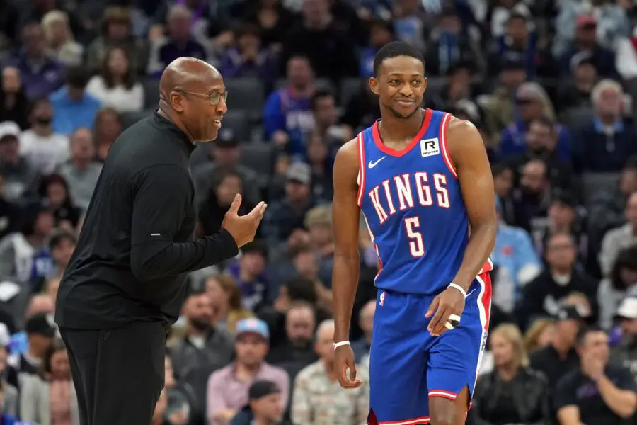 Knicks Coach Mike Brown Sends Message to His 2 Former Players Ahead of NBA Cup Finals, Has Hilarious Shoutout to De’Aaron Fox Sacramento Kings, De'Aaron Fox, Mike Brown