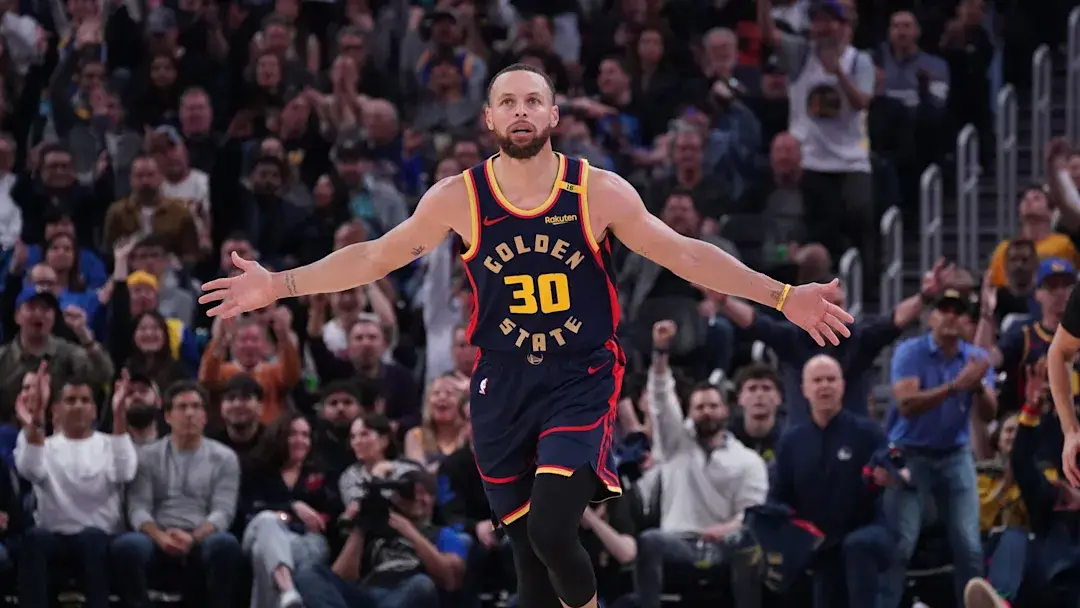 "We're Probably Not Going to be the Favorite" - Golden State Warriors' Stephen Curry Gets 100% Honest on the Team's Title Hopes 1 Golden State Warriors, Steph Curry