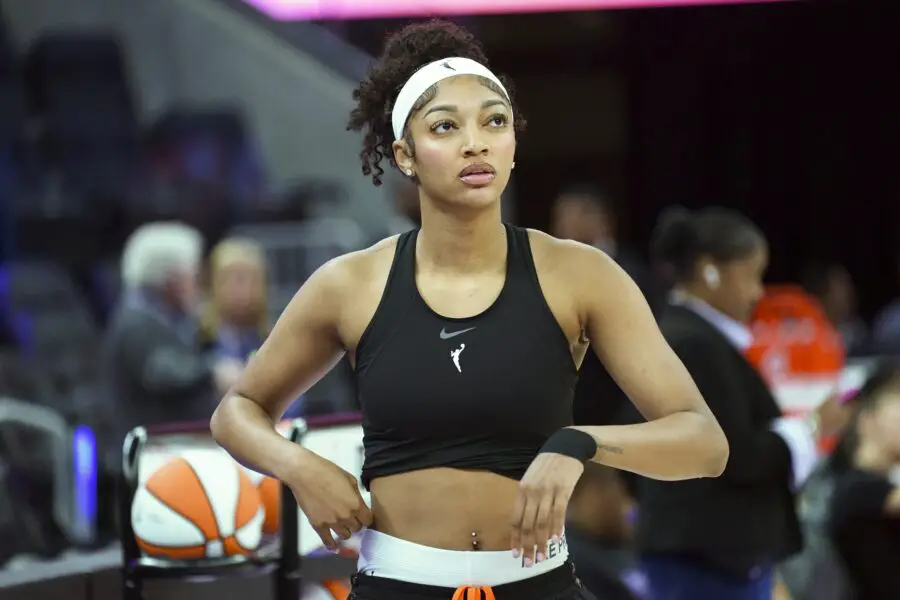 “Now You Sexualize Yourself Cus You Get 7 Figures?”: WNBA Fans Mock Angel Reese’s ‘My Side Job Pays Me 7 Figures’ Answer On Picking Between Being An WNBA Player Or IG Model USATSI 26548841 168400517 lowres