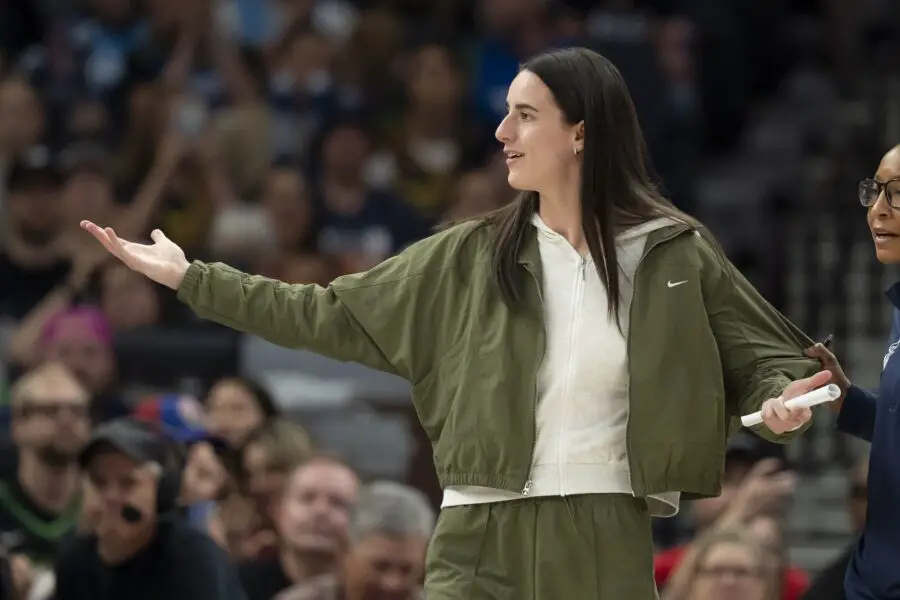 “Drake Maye Has Been Real Quiet Since This Dropped” : WNBA Fans Lose Their Minds Over Caitlin Clark’s Insane QB Arm USATSI 26921122 168400517 lowres