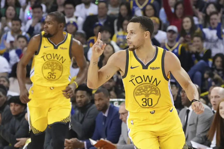 Kevin Durant Talks Almost Reuniting With Warriors, Admits He's Upset With Suns For Quickly Moving on From Him After Just 2.5 Seasons 3 USATSI 11898025