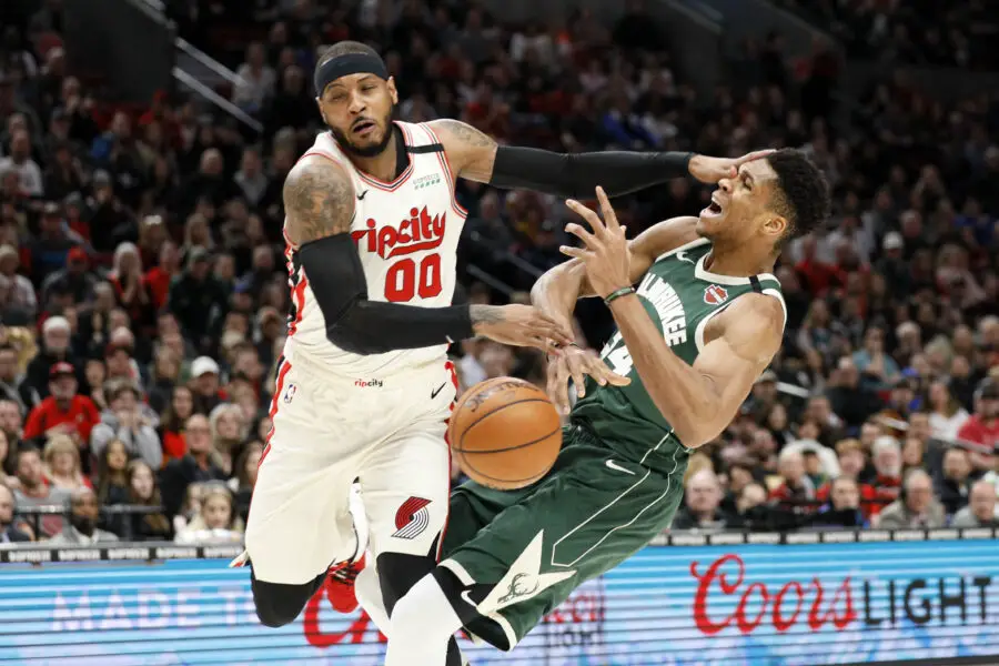 Giannis Antetokounmpo, Carmelo Anthony