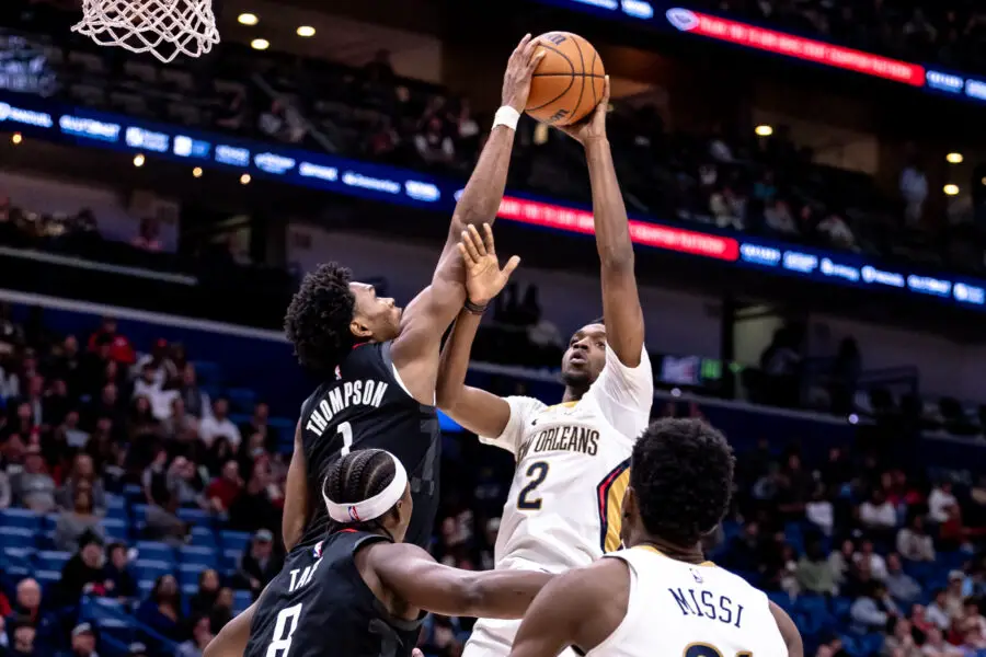 Houston Rockets' Amen Thompson Makes Honest Comment About Playing Versus 1-Time DPOY Draymond Green - 'He's Not Gonna Wow You Athletically' 3 USATSI 25066433