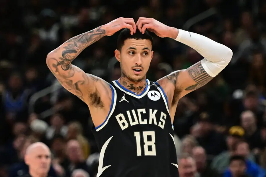 Kyle Kuzma milwaukee bucks