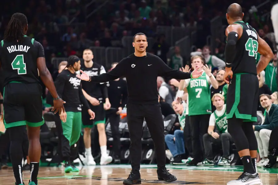 Paul Pierce Dismisses New York Knicks' 2nd Round Victory Over Boston Celtics - 'Nothing to Do with the Knicks’ Talent' 3 Boston Celtics head coach Joe Mazzulla