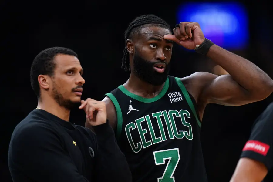 Joe Mazzulla Contradicts Jaylen Brown About Details of 2x COTY’s Intriguing Boston Celtics Visit, Reacts to Reported Knicks Interest Joe Mazzulla, Boston Celtics, Jaylen Brown