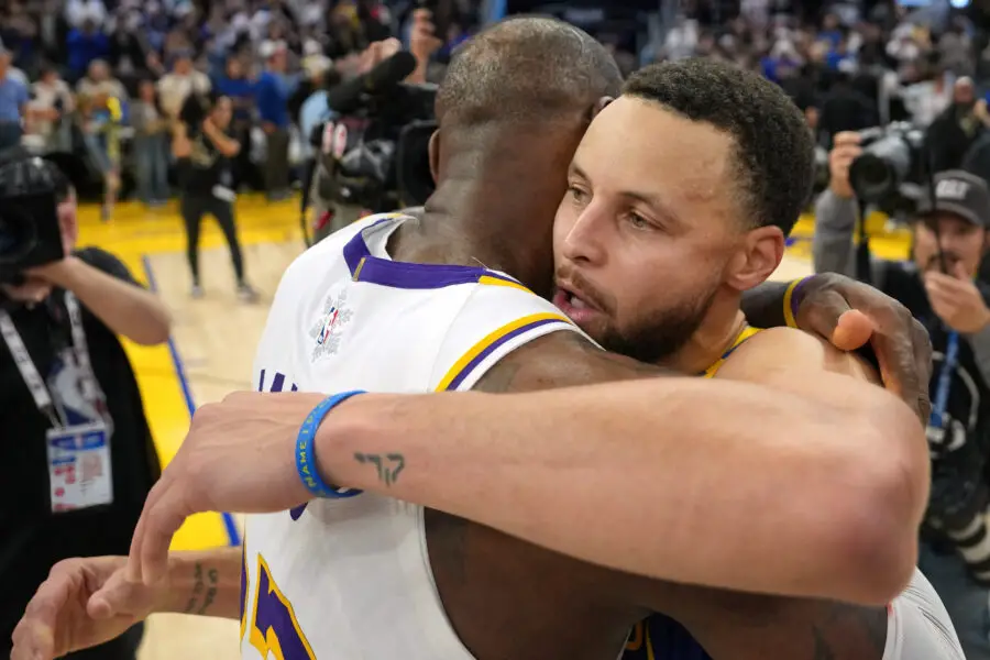 Lebron James, Stephen Curry Made Fun Of, Dragged By Fans After 2 Stars’ Betting Related Posts in the Past – ‘My Middle Name is Bet’ USATSI 25062181