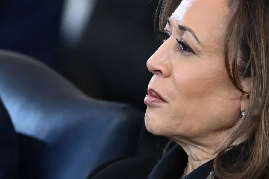 Kamala Harris, WNBA fans