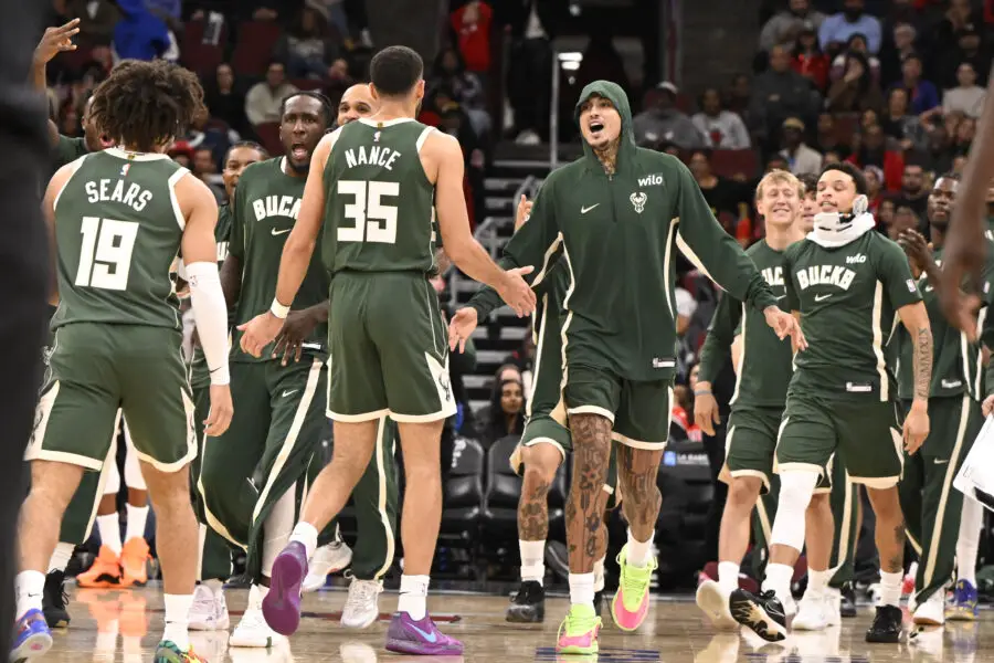 Giannis Antetokounmpo Makes Pre-Season Debut for Bucks; Has Bold Declaration Based On 1 Specific Stat Milwaukee Bucks