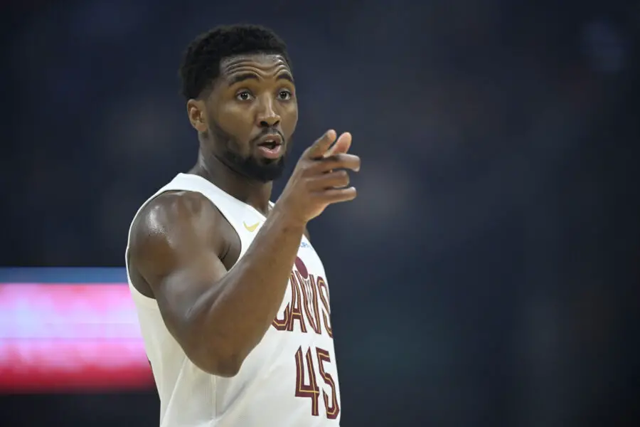 Cavaliers Star Donovan Mitchell Names 1 Team That Pose Strong Threat in the East, Reveals Sacrifice Atkinson Want Him to Make USATSI 27324833