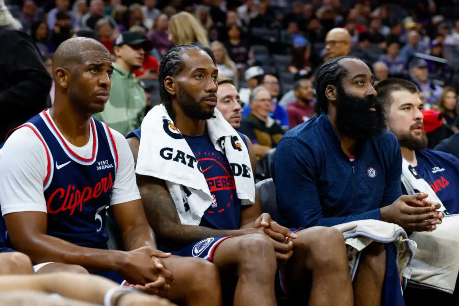 “No Worry, CP3 Gonna Hit A Huge 3 To Cut The Lead Down To 28”: NBA Fans Troll Clippers Lousy Start Against Utah Jazz NBA Fans