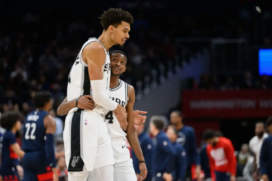 Victor Wembanyama Gets Honest About De’Aaron Fox’s Missed Shot in Heartbreaking Loss to Warriors – ‘We Had 2 Options That Play’ Victor Wembanyama, De'Aaron Fox