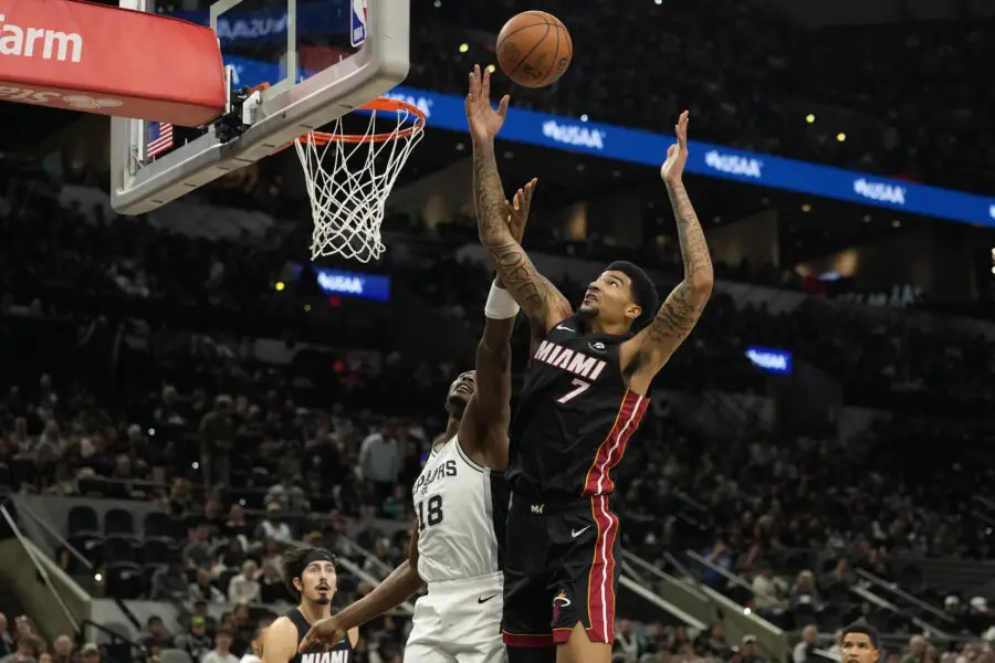 Norman Powell Shares Wisdom to Promising Big Man Kel'el Ware Through Interesting NBA2k Metaphor 1 USATSI 27459120