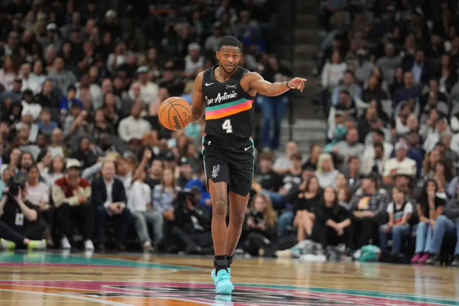 Victor Wembanyama Gets Honest About De'Aaron Fox's Missed Shot in Heartbreaking Loss to Warriors - 'We Had 2 Options That Play' 2 USATSI 27573073