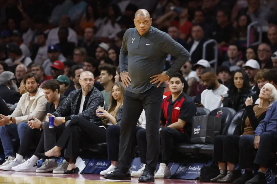 Milwaukee Bucks Coach Doc Rivers Clarifies Confusing Status of Giannis Antetokounmpo Before 3-Point Loss to Heat - 'I Was Very Uncomfortable With It' 1 Doc Rivers