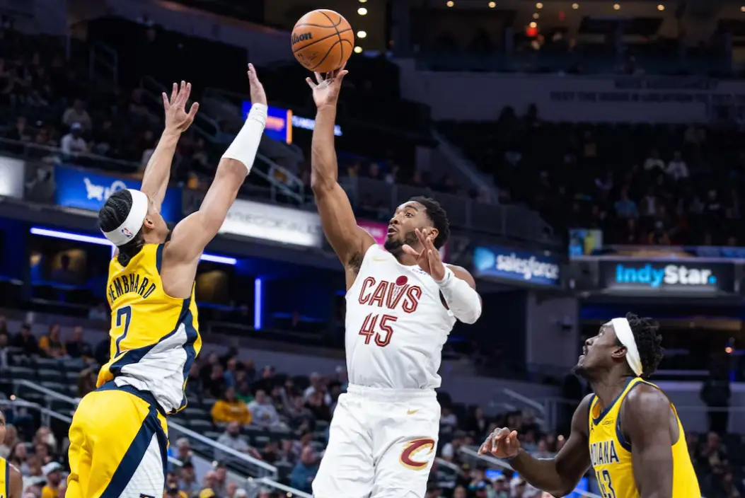 "I Said You Gotta Go for 40 Tonight" - Cleveland Cavaliers Coach Opens Up on the Team's Over-Reliance on Donovan Mitchell 3 Cleveland Cavaliers