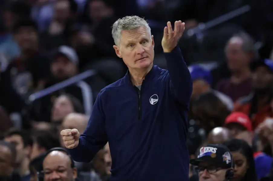 “Kerr Will Implement Boehl’s Favoured 4-4-3 Formation And Win Everything”: NBA Fans Baited As Steve Kerr Listed As Next Chelsea Coach Hoping For Ted Lasso Effect Golden State Warriors