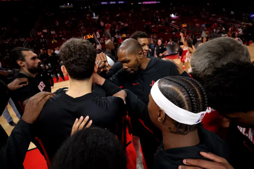 "The Paint Was Open" - Houston Rockets Dominate the Interior in Blowout Victory Vs. Sacramento Kings 2 Houston Rockets