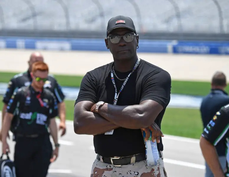 “That Is Billionaire Money Talking”: NBA Fans Buzz As Michael Jordan Laughs Off Financial Advisor’s Concerns After NASCAR Driver Signing With Casino Gambling Joke NBA Fans