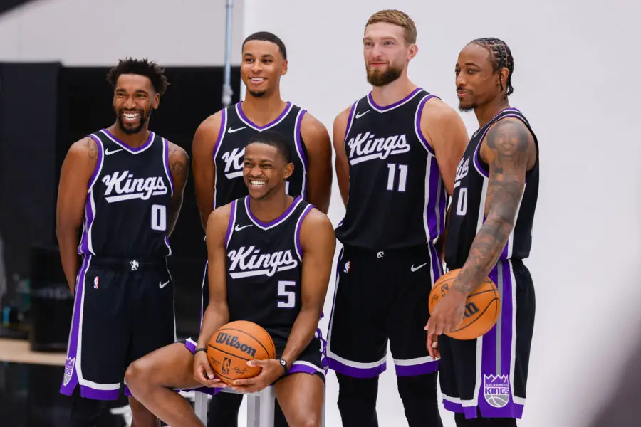 'Some High School Stuff Hurt This Team' - Mike Brown's Role in De'Aaron Fox's Shocking Departure From Kings Revealed, Says Players Wanted 2023 COTY Out 1 Sacramento Kings