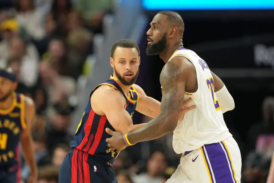 “Can’t Help But Fan Girl When He Sees Curry”: NBA Fans Go After LeBron James Joking With Steph Curry Ahead Of Lakers-Warriors Matchup NBA Fans