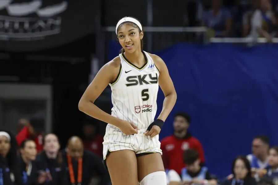 “She’s Her Number One Support”: WNBA Fans Poke Fun On Angel Reese ‘Rebounding’ Her Past X Posts USATSI 26107842 168400517 lowres