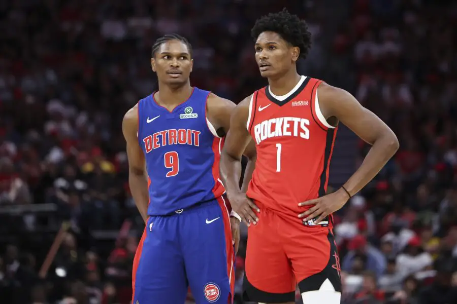“Ausar Told Y’all That Amen Was Literally The Evil Twin”: NBA Fans Throw Opinions On Amen Thompson’s Difference With Twin Brother Ausar Thompson In Viral Video Comparison NBA Fans