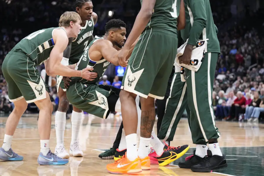 Giannis Antetokounmpo, Milwaukee Bucks