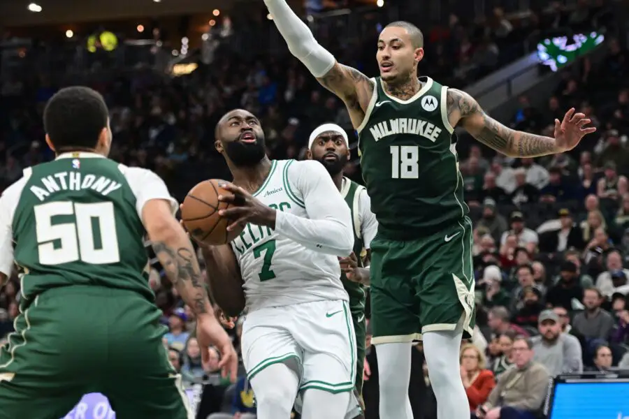Milwaukee Bucks' Performance 45-Point Loss To Nets Was Something Kyle Kuzma Warned About; Doc Rivers Says It's Among the 'More Disappointing Games' He's Part Of 1 Kyle Kuzma, NBA Fans