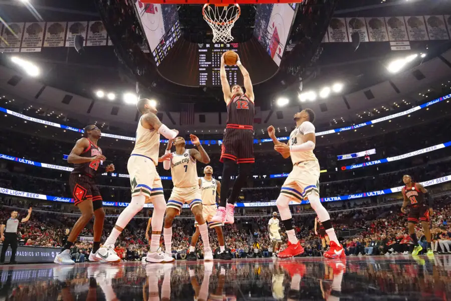 Chicago Bulls vs Milwaukee Bucks