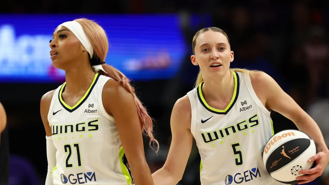 WNBA Fans Got Opinions As Paige Bueckers Surprise DiJonai Carrington With A Body Bump