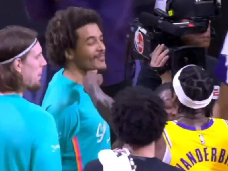 Fans Show No Mercy Roasting Jarred Vanderbilt as Soft AF