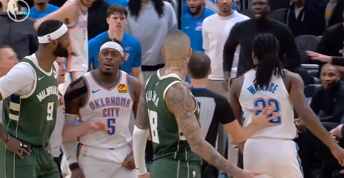 “Look At Lu Dort, He Cant Wait To Get A Chance To Hurt Somebody” : NBA Fans Mock The Extra Energy After The Bobby Portis Moment On Having An Altercation With Cason Wallace 1 NBA fans react to Bobby Portis’ shove on Cason Wallace. Photo credits: YouTube