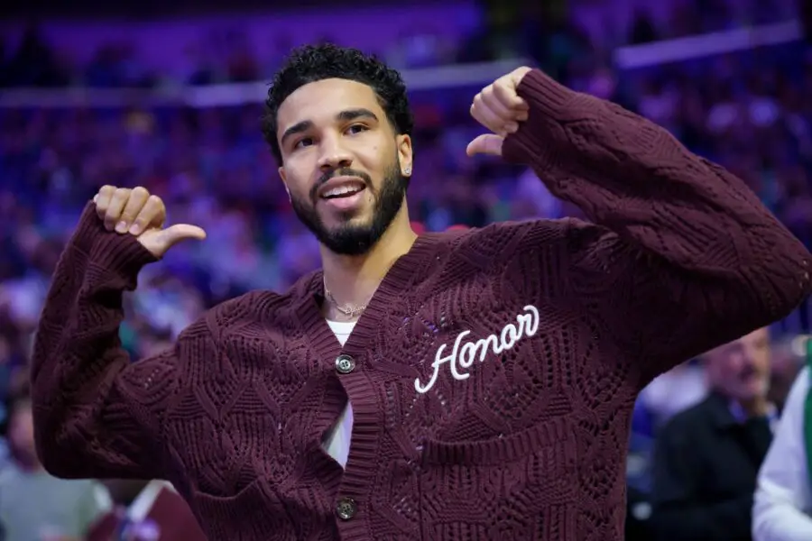 “The Roster You Got Luka Doncic Would Have Three-Peated”: NBA Fans Debate Jayson Tatum’s Claim He’d Get A Statue In Memphis For What He Did In Boston NBA Fans Jayson Tatum