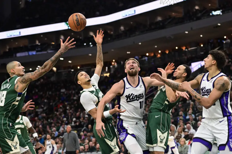Milwaukee Bucks vs Sacramento Kings
