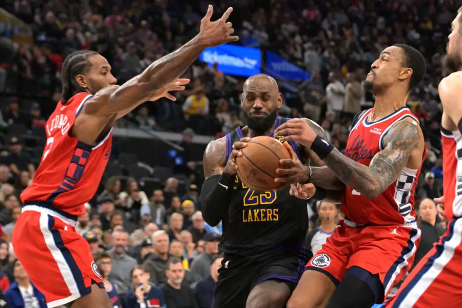 “So True King, Mj Wouldn’t Last 10 Games In Today’s League”: NBA Fans Debate After LeBron James Emphasized Difficulty Of Playing 82 Season Games In Modern Basketball Los Angeles Lakers