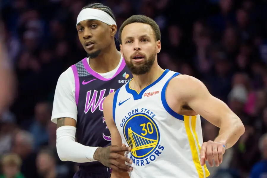 Conservative Author Blasts Stephen Curry For Sharing Opinion About Minneapolis, Incorrectly Calls Warriors Star ‘1-Dimensional Player’ Stephen Curry vs Golden State Warriors