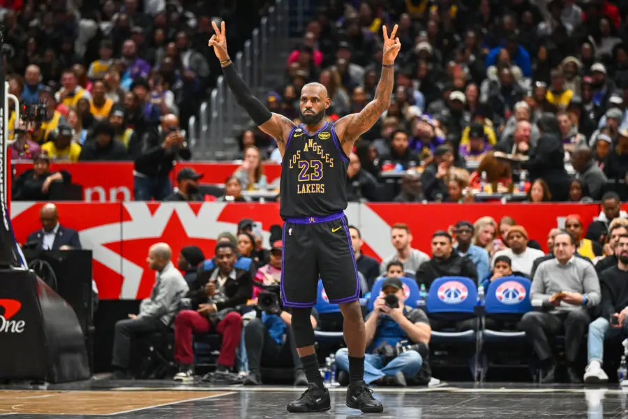 “That Was Terrible” – Los Angeles Lakers Starter Reacts to LeBron James’ Viral Alley-Oop Dunk Vs. Washington Wizards Los Angeles Lakers