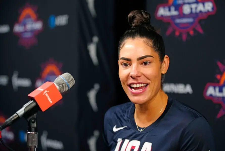 WNBA Fans, Kelsey plum