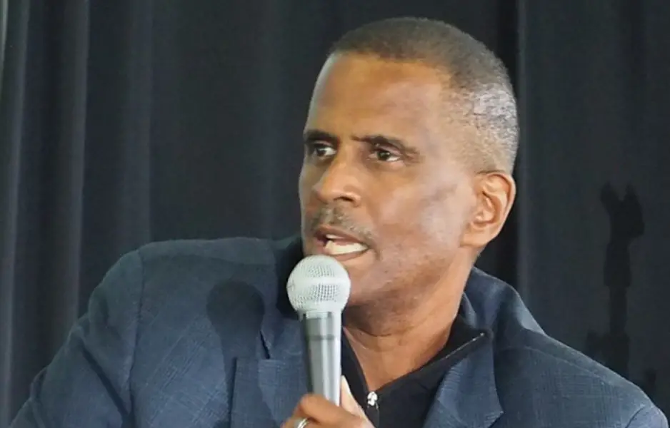 reading at Gaithersburg Book Festival. Photo credits: Wikimedia Commons