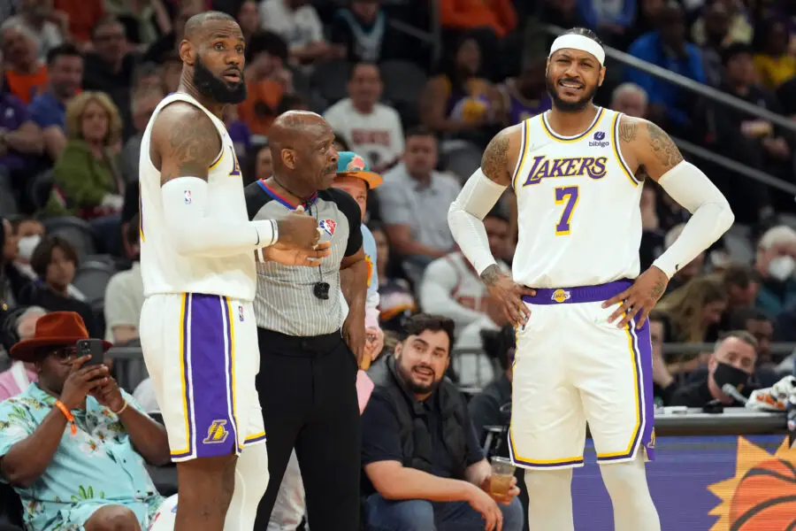 10-Time All-Star Serves 'Real Talk' Against Lakers Fans Concerning LeBron James - 'Y’all Never Accepted Him in LA Anyway' 2 LeBron James, Carmelo Anthony
