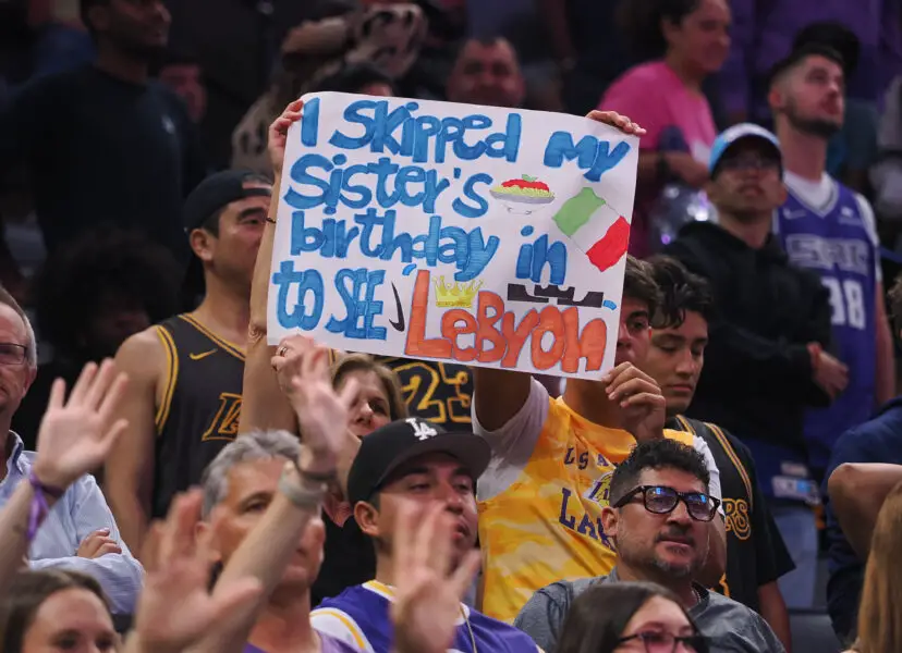 10-Time All-Star Serves 'Real Talk' Against Lakers Fans Concerning LeBron James - 'Y’all Never Accepted Him in LA Anyway' 1 Los Angeles Lakers fans