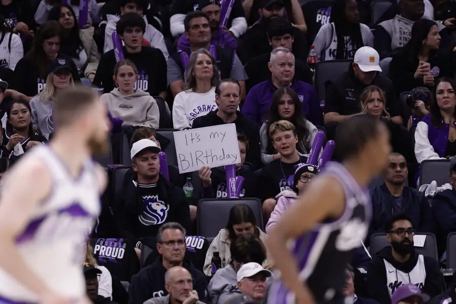 Sacramento Kings fans