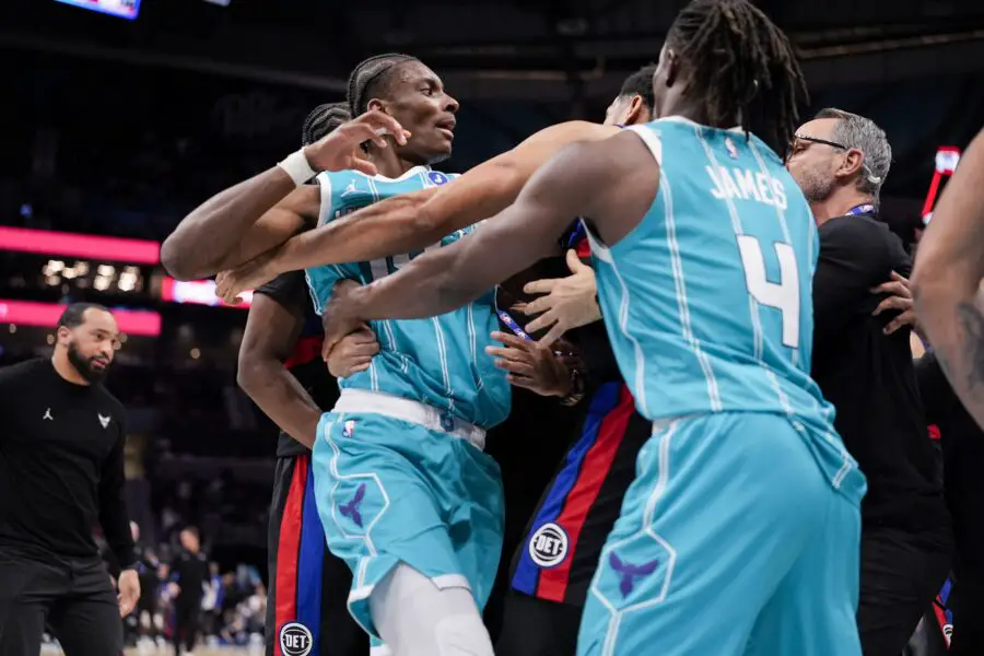 Detroit Pistons, Charlotte Hornets